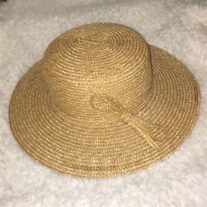 STRAW HAT